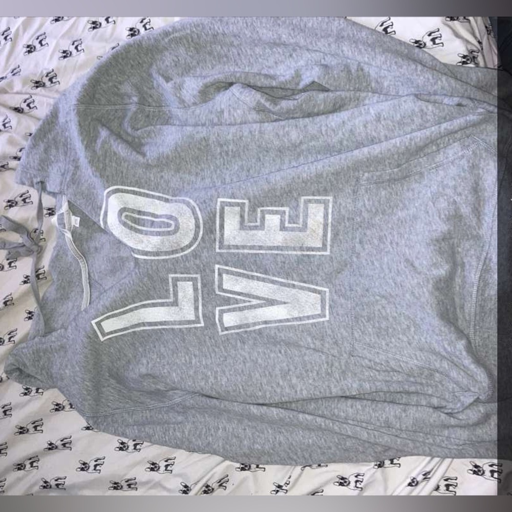 VS hoodie size XL